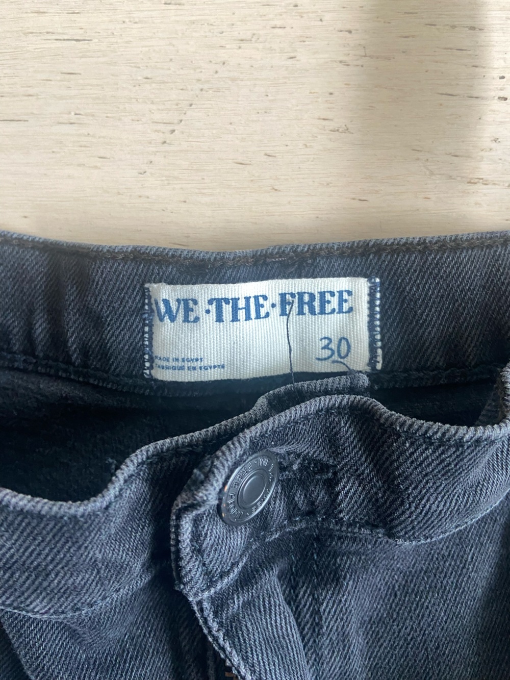 FREE PEOPLE We The Free Beacon Black Slim Crop Mid-rise Jeans Size 30 NWOT - Picture 4 of 11